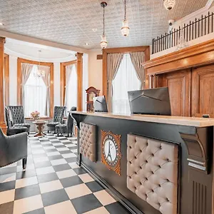 De Paris Hotel Montreal